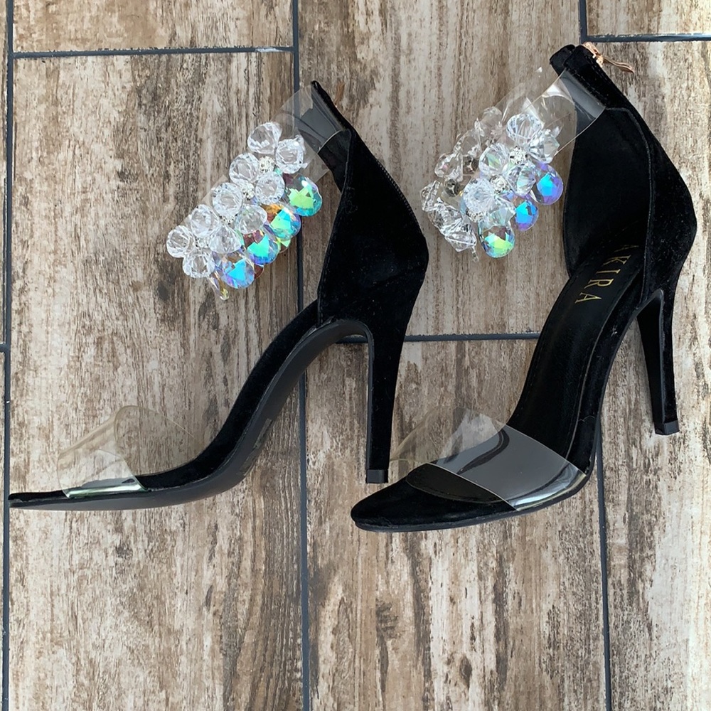 Black with clear toe strap